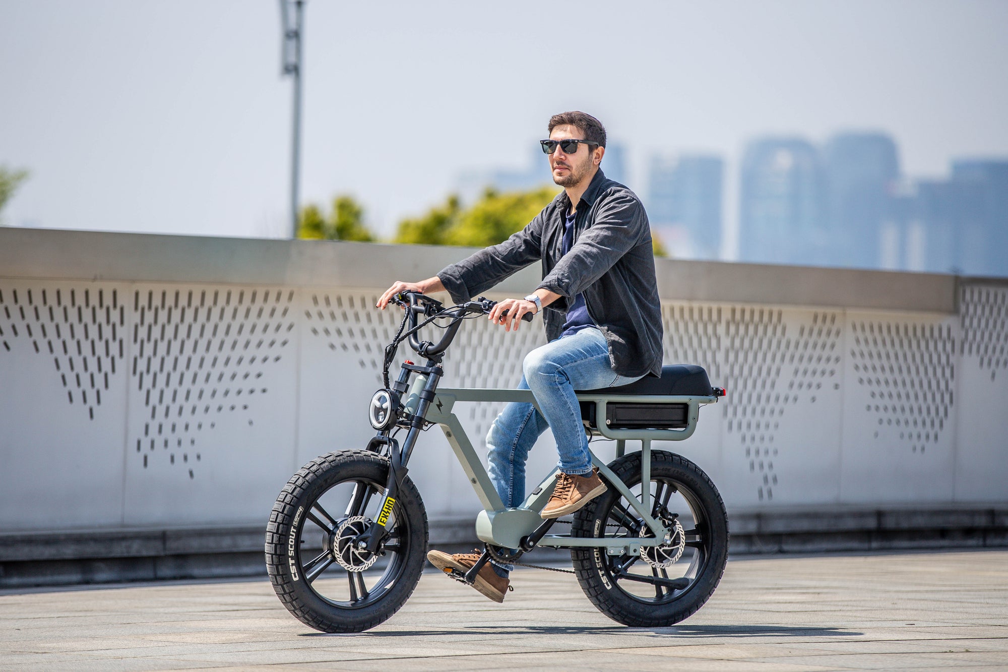 Eunorau Flash Electric Bike - Top Speed 20mph